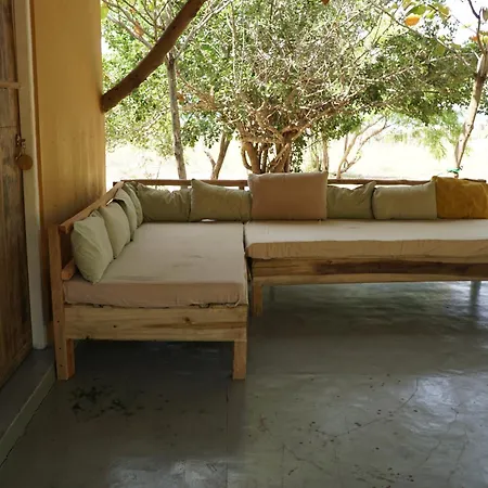 Hilltop Cabanas Komari Exterior photo